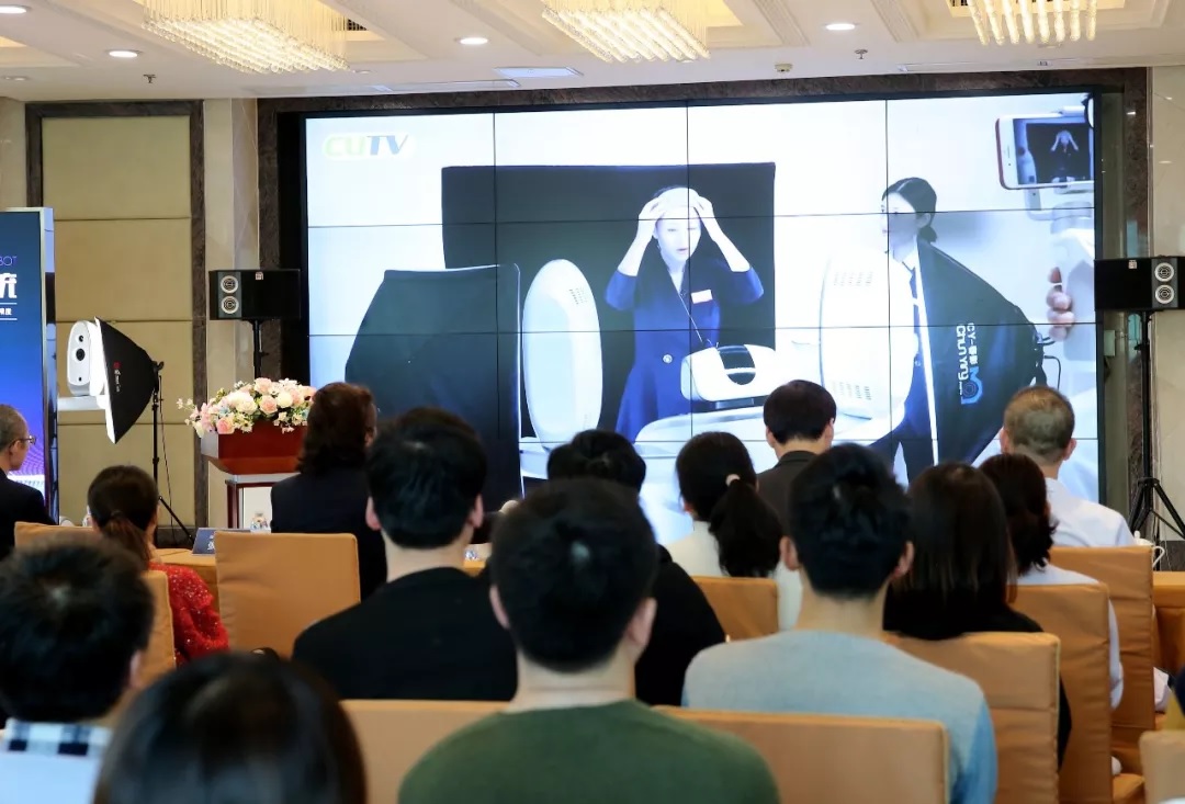 现场演示3D数字整形系统